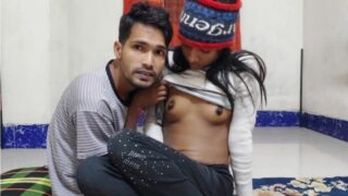 बंगाली लड़की की काली चूत भाई के दोस्त ने चोदी क्सक्सक्स बीएफ