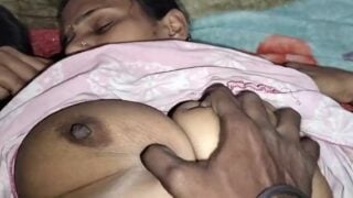 चेन्नई हिंदी बीएफ वीडियो वाइफ बूब्स प्रेसिंग सेक्स अफेयर