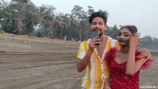 नंगा ब्लॉगर और मॉडल लड़की हिंदी पोर्न वीडियो